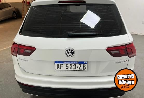 Autos - Volkswagen TIGUAN TRENDLINE 250 TSI 2022 Nafta 69139Km - En Venta