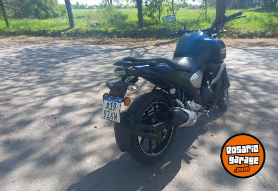 Motos - Yamaha Fz 2023 Nafta 17000Km - En Venta