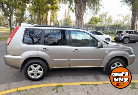 Camionetas - Nissan Xtrail - rav4, crv 2008 Nafta 248000Km - En Venta