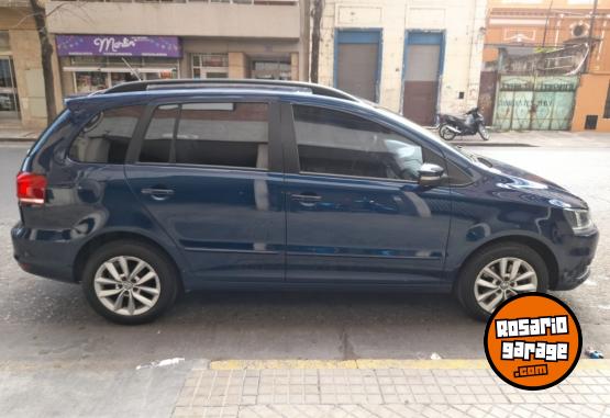 Autos - Volkswagen Suran - spin, aircross 2015 Nafta 110000Km - En Venta
