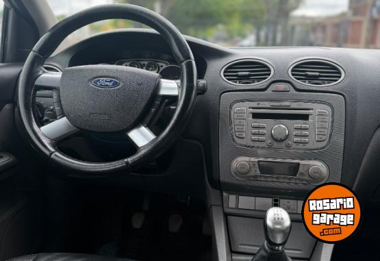 Autos - Ford Focus ghia cuero manual 2012 Nafta 163000Km - En Venta