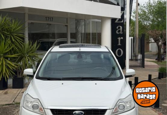Autos - Ford Focus ghia cuero manual 2012 Nafta 163000Km - En Venta