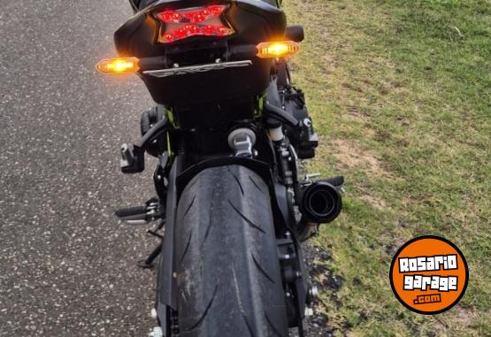 Motos - Kawasaki z900 2023 Nafta 13800Km - En Venta