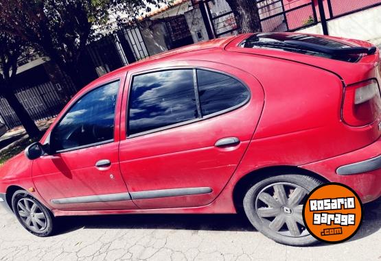 Autos - Renault 2000 2000 Nafta 111111Km - En Venta