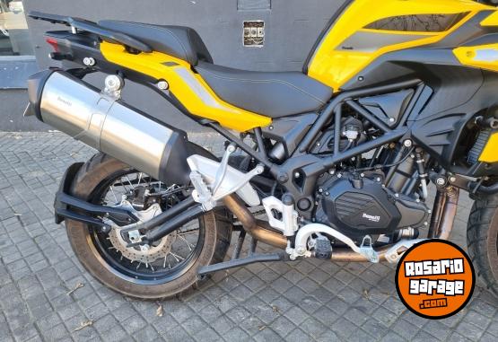 Motos - Benelli TRK 502X 2025 Nafta 2339Km - En Venta