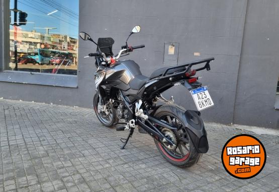 Motos - Benelli TRK 251 2025 Nafta 1090Km - En Venta
