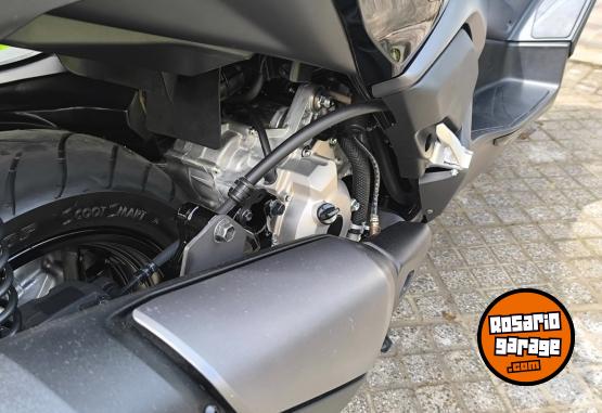 Motos - Yamaha X max 2026 Nafta 2900Km - En Venta