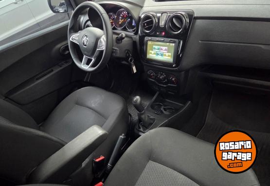 Utilitarios - Renault Kangoo 2024 Nafta 56000Km - En Venta