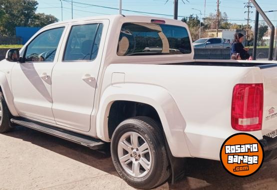 Camionetas - Volkswagen Amarok Trendline 180hp 2016 Diesel 180000Km - En Venta