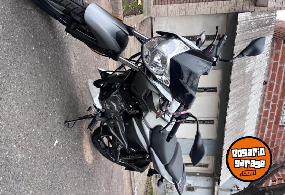 Motos - Bajaj Rouser 2026 Nafta 1000Km - En Venta