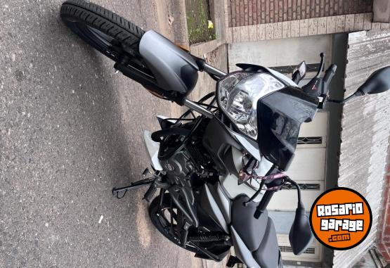 Motos - Bajaj Rouser 2026 Nafta 1000Km - En Venta