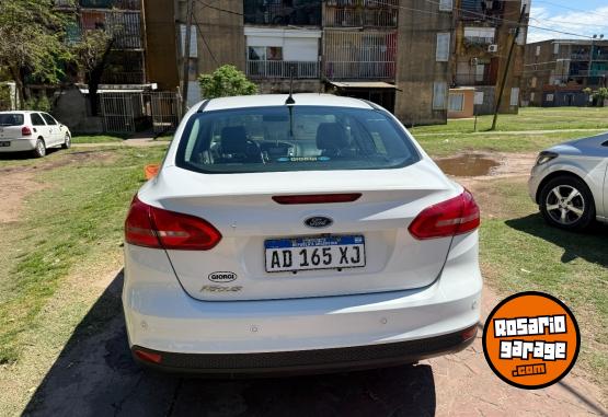 Autos - Ford Focus SE Plus 2018 Nafta 141000Km - En Venta