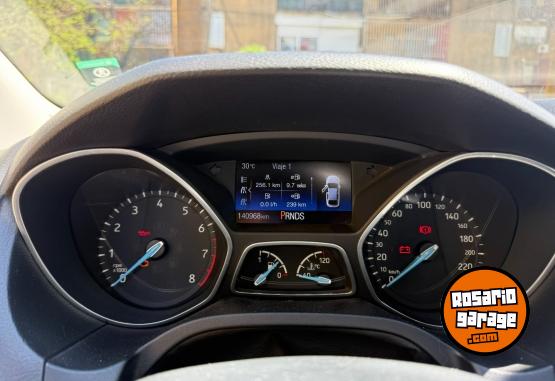 Autos - Ford Focus SE Plus 2018 Nafta 141000Km - En Venta