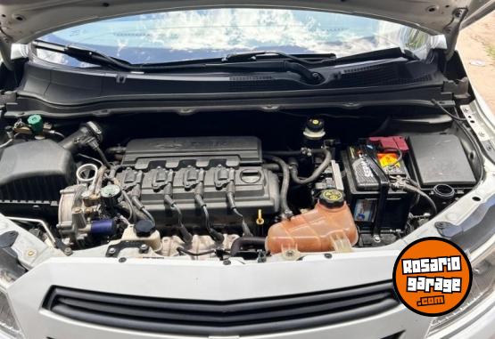 Autos - Chevrolet Prisma LT 2015 GNC 180000Km - En Venta