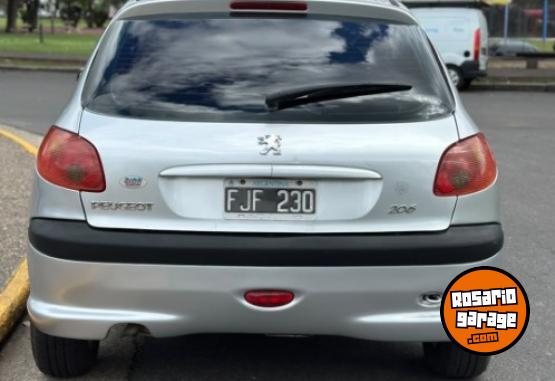 Autos - Peugeot 206 xrd 2006 Diesel 196000Km - En Venta
