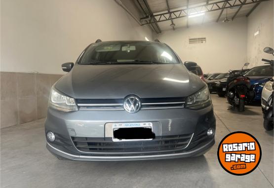Autos - Volkswagen SURAN “TRENDLINE” 2015 Nafta 136000Km - En Venta