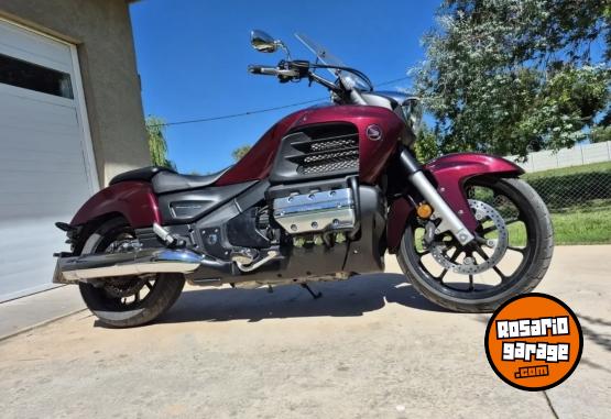 Motos - Honda Goldwing GL 1800 2014 Nafta 14000Km - En Venta