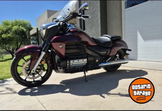 Motos - Honda Goldwing GL 1800 2014 Nafta 14000Km - En Venta
