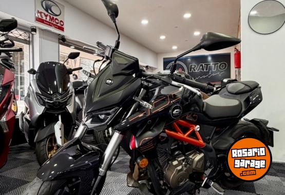 Motos - Qj Motor SRK 400 2025 Nafta 6600Km - En Venta