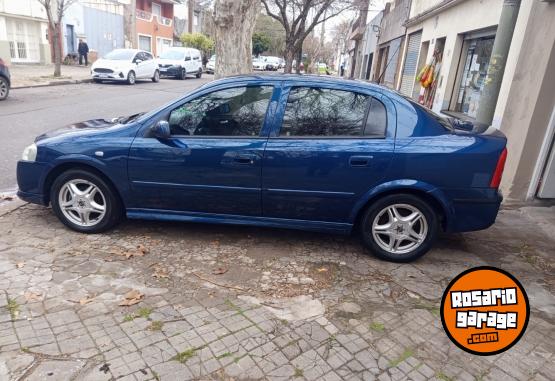 Autos - Chevrolet Astra GLS 2003 Nafta 247000Km - En Venta
