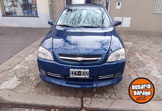 Autos - Chevrolet Astra GLS 2003 Nafta 247000Km - En Venta