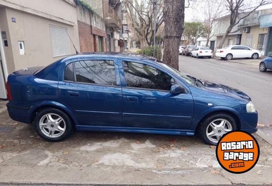 Autos - Chevrolet Astra GLS 2003 Nafta 247000Km - En Venta