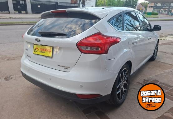 Autos - Ford FOCUS III TITANIUM 2.0 2016 Nafta 154000Km - En Venta