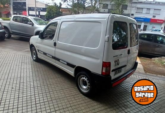 Utilitarios - Peugeot Partner / Berlingo 2012 Diesel - En Venta