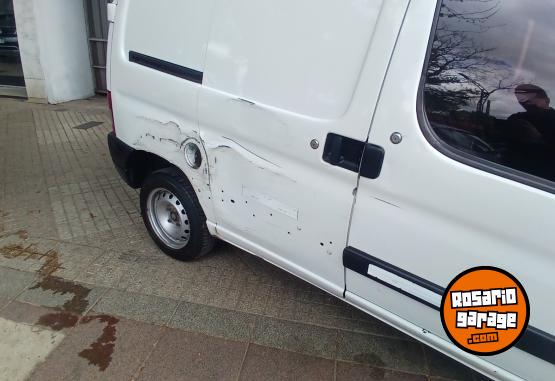 Utilitarios - Peugeot Partner / Berlingo 2012 Diesel - En Venta