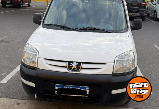 Utilitarios - Peugeot Partner 2017 Diesel 177000Km - En Venta