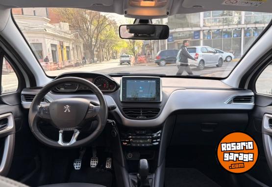 Autos - Peugeot 208 Feline 2018 Nafta 120000Km - En Venta
