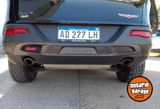 Camionetas - Jeep Jeep Cherokee 3.2 V6 2018 Nafta 162000Km - En Venta