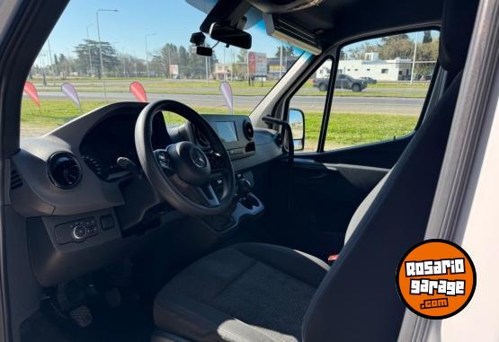 Utilitarios - Mercedes Benz SPRINTER 517 19+1 2024 Diesel 219000Km - En Venta