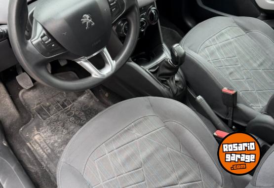 Autos - Peugeot 208 ACTIVE 2017 GNC 150000Km - En Venta