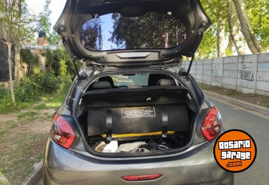 Autos - Peugeot 208 active 1.6 2018 Nafta 83000Km - En Venta