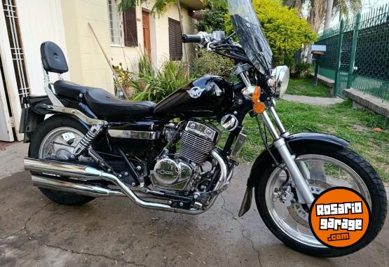 Motos - Mondial Hd250 2015 Nafta 26090Km - En Venta