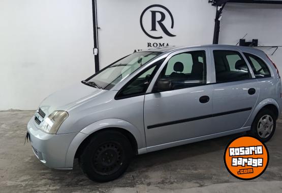 Autos - Chevrolet MERIVA 1.8 GL 2004 Nafta 204000Km - En Venta