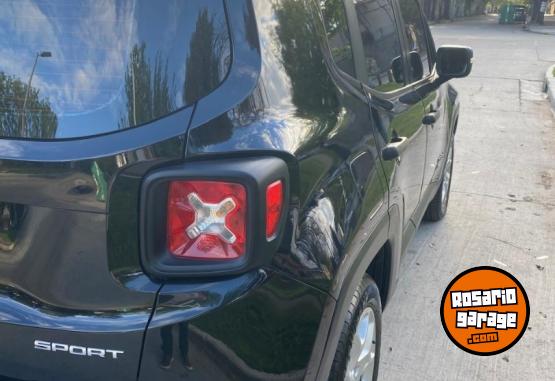 Camionetas - Jeep RENEGADE SPORT 2018 Nafta 100000Km - En Venta