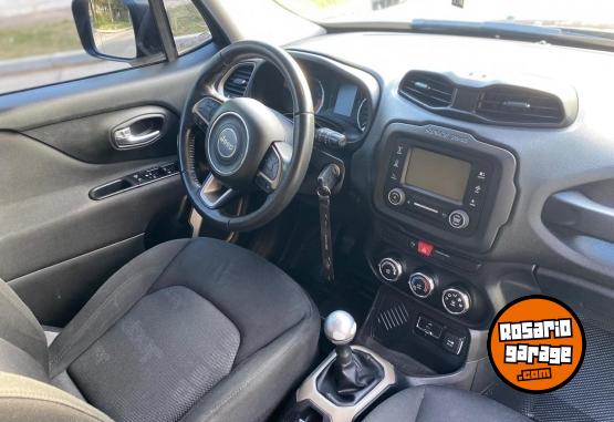 Camionetas - Jeep RENEGADE SPORT 2018 Nafta 100000Km - En Venta