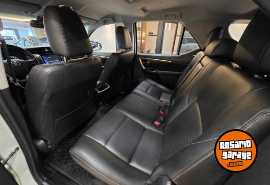 Camionetas - Toyota SW4 SRX 2.8L 4X4 AT 2021 Diesel 160000Km - En Venta