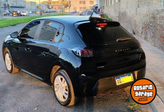 Autos - Peugeot 208 2024 Nafta 40000Km - En Venta