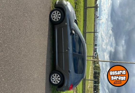 Autos - Peugeot 207 compact xs 2010 Nafta 200000Km - En Venta