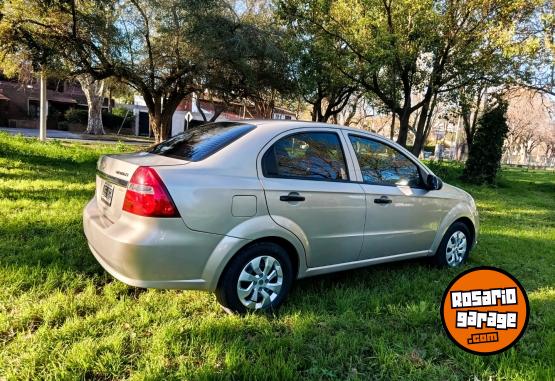 Autos - Chevrolet Aveo 2011 GNC 220000Km - En Venta