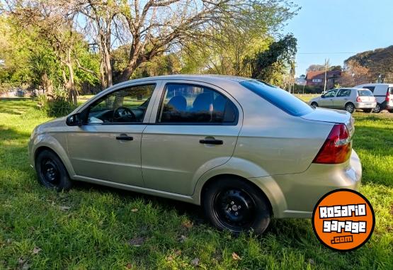 Autos - Chevrolet Aveo 2011 GNC 220000Km - En Venta