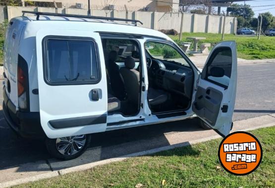 Utilitarios - Renault Kangoo 2006 GNC 150000Km - En Venta