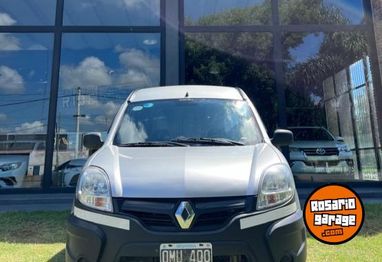 Utilitarios - Renault KANGOO 2015 GNC 130000Km - En Venta