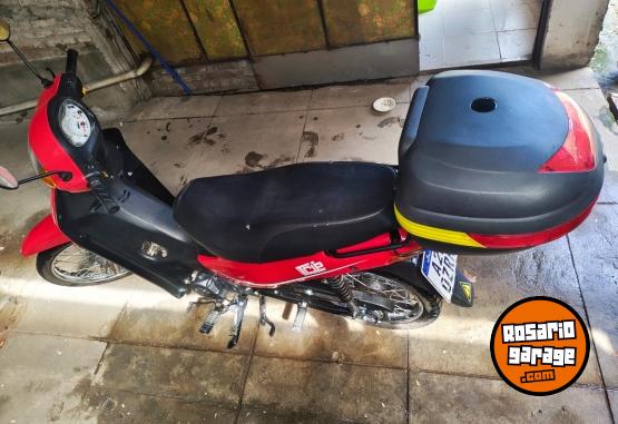 Motos - Guerrero Trip 2023 Nafta 16000Km - En Venta