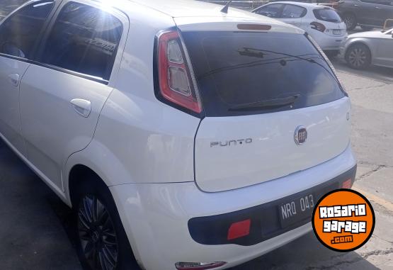 Autos - Fiat Palio Atracctive 2013 GNC 110000Km - En Venta