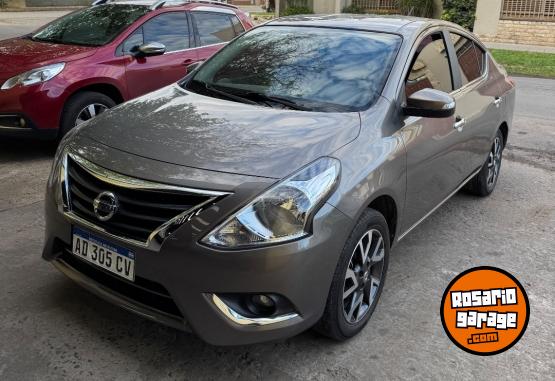 Autos - Nissan Versa 2018 Nafta 80000Km - En Venta