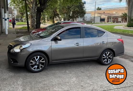 Autos - Nissan Versa 2018 Nafta 80000Km - En Venta